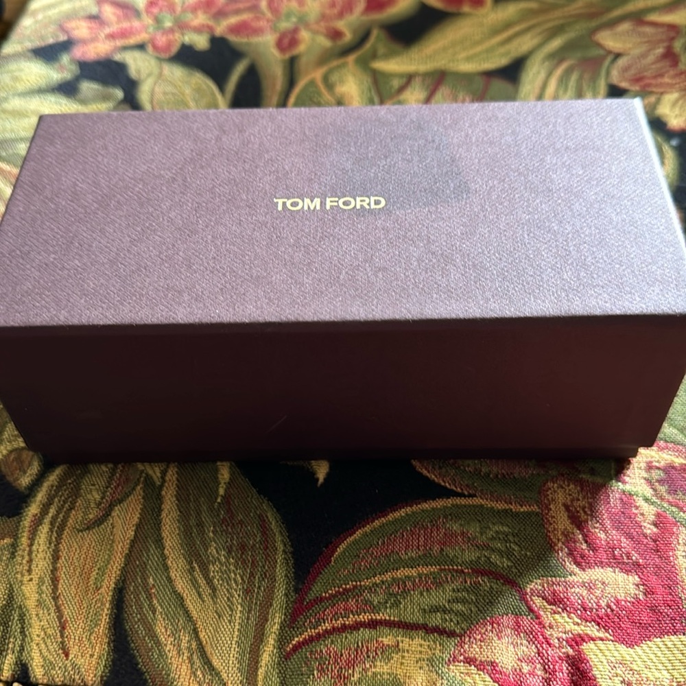 GENUINE TOM FORD BROWN BOX AND EYEGLASS CASE